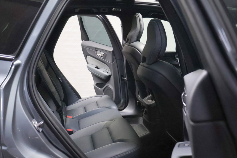 Volvo XC60 2.0 Recharge T8 AWD R-Design