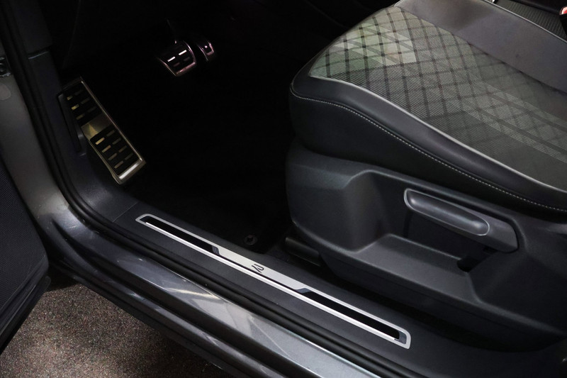 Volkswagen Tiguan Allspace 1.5 TSI R-Line Business+ 7p.