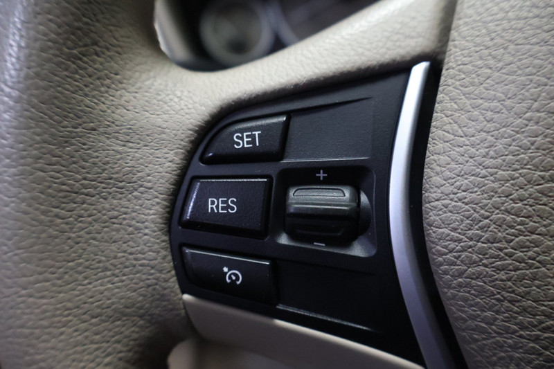 BMW 3 Serie 328i High Executive