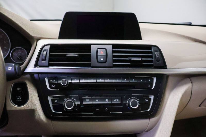 BMW 3 Serie 328i High Executive