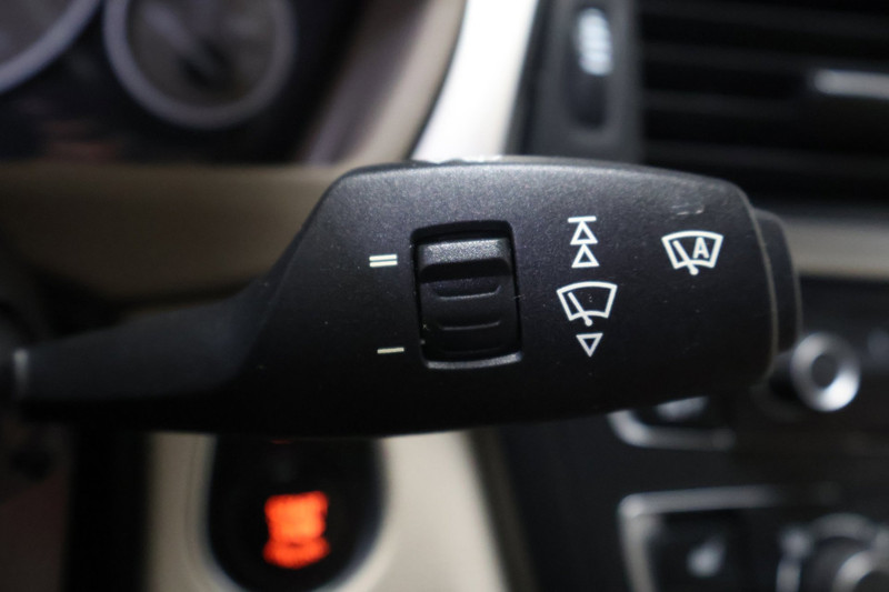 BMW 3 Serie 328i High Executive