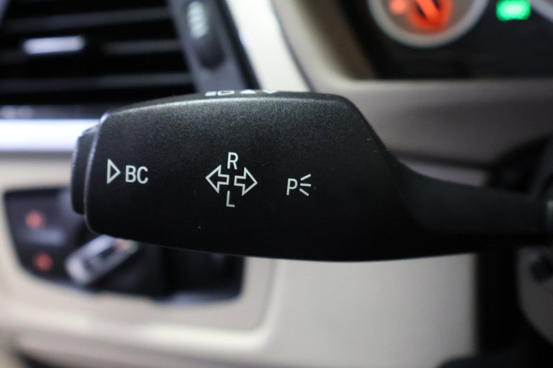 BMW 3 Serie 328i High Executive