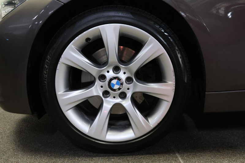 BMW 3 Serie 328i High Executive