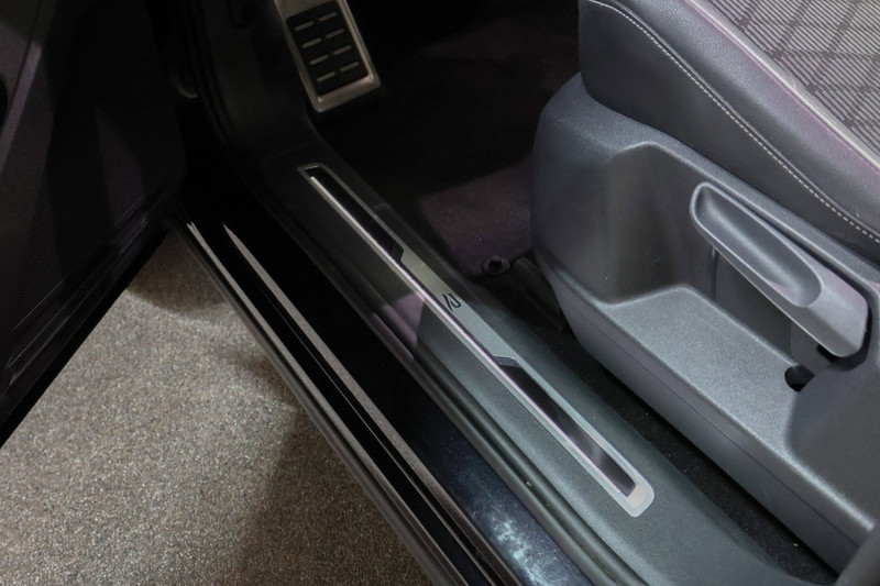 Volkswagen Tiguan 1.5 TSI R-Line