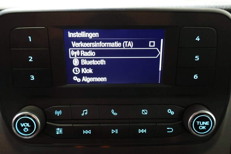 Ford Transit Custom 320 2.0 TDCI L2H1 Limited DC