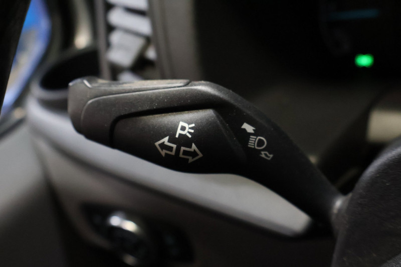 Ford Transit Custom 320 2.0 TDCI L2H1 Limited DC