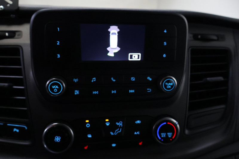 Ford Transit Custom 320 2.0 TDCI L2H1 Limited DC