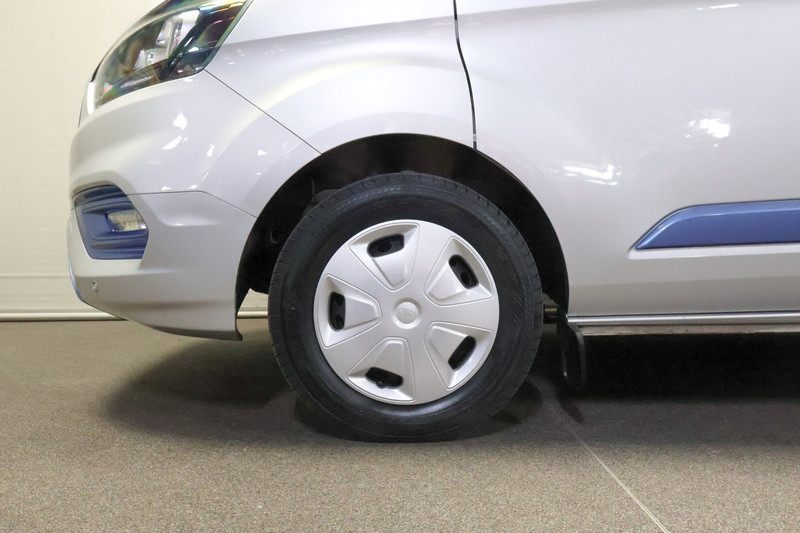 Ford Transit Custom 320 2.0 TDCI L2H1 Limited DC