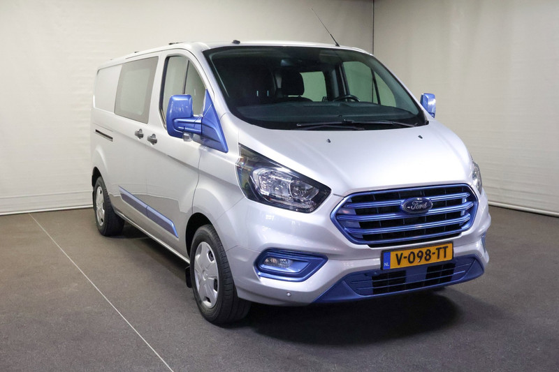 Ford Transit Custom 320 2.0 TDCI L2H1 Limited DC