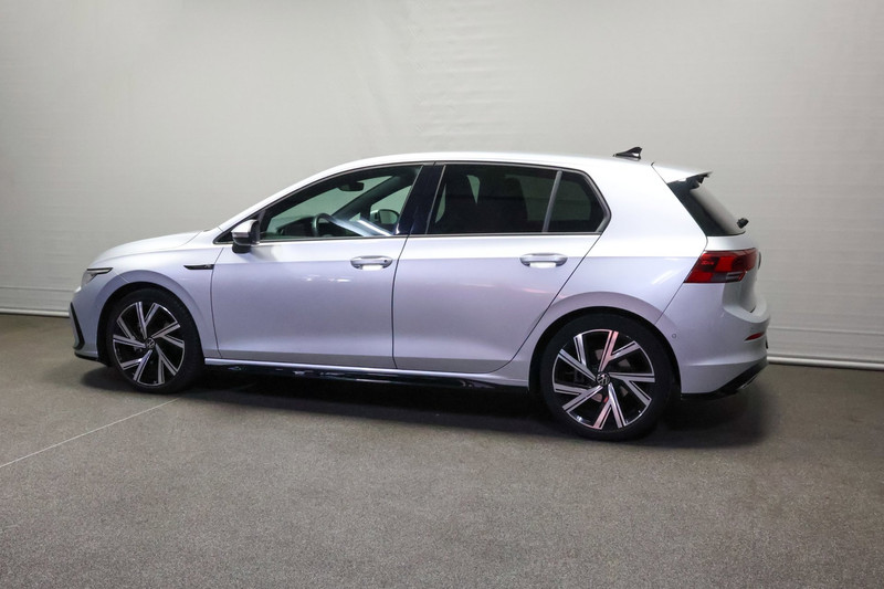 Volkswagen Golf 1.5 eTSI R-Line