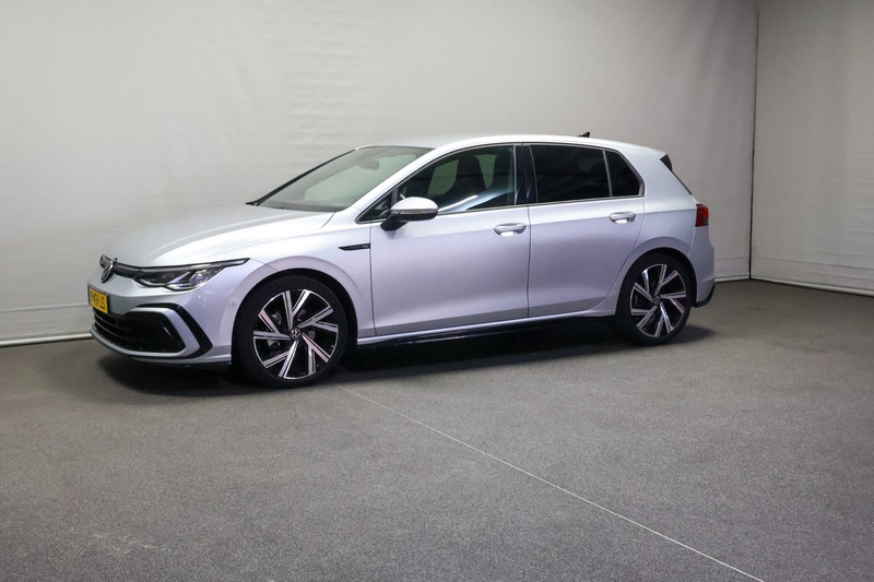 Volkswagen Golf 1.5 eTSI R-Line