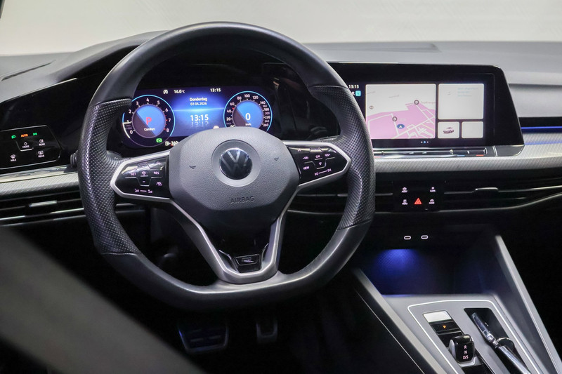 Volkswagen Golf 1.5 eTSI R-Line