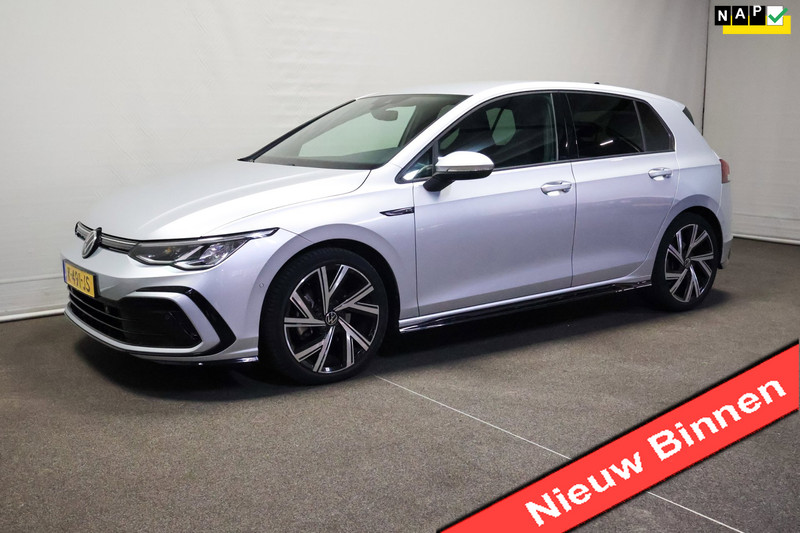 Volkswagen Golf 1.5 eTSI R-Line