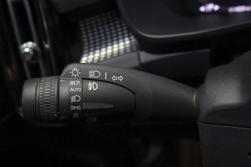 Volvo XC40 1.5 T5 Recharge R-Design