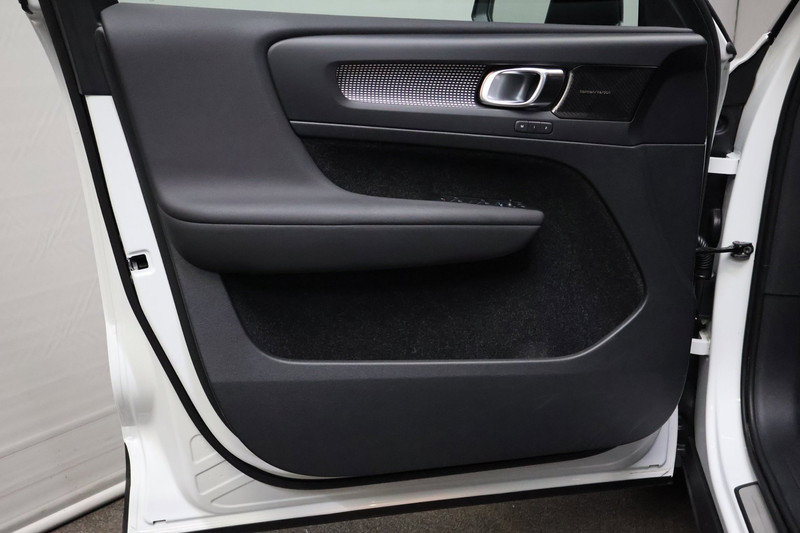 Volvo XC40 1.5 T5 Recharge R-Design