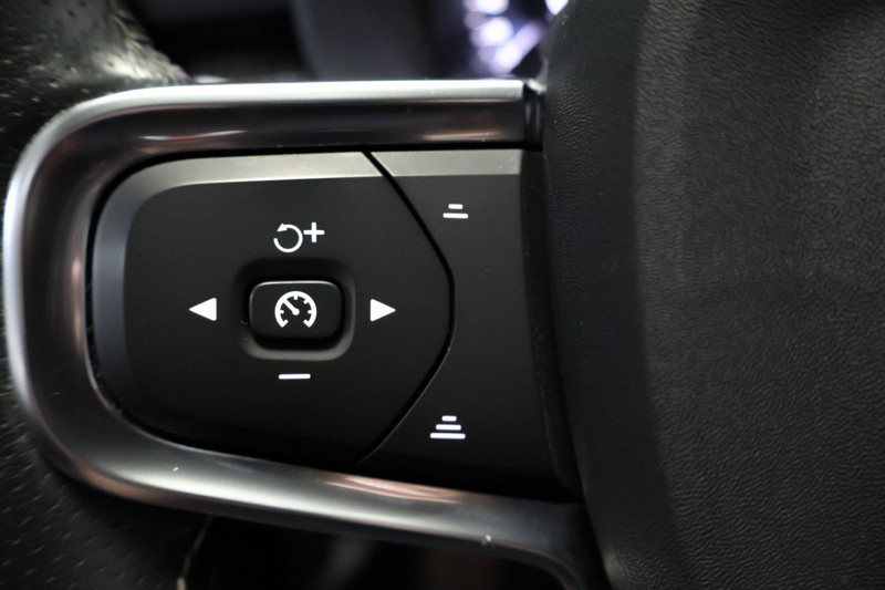 Volvo XC40 1.5 T5 Recharge R-Design