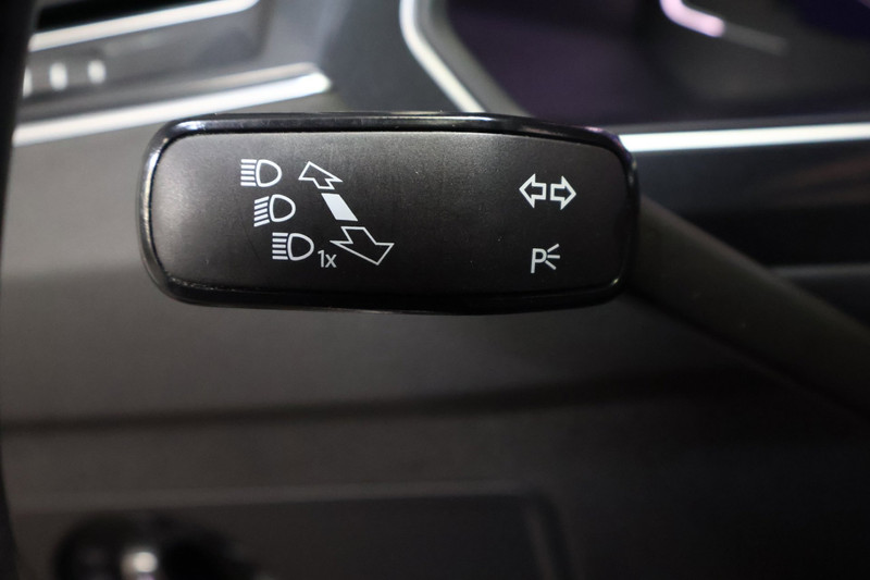 Volkswagen Tiguan 1.5 TSI R-Line Business+