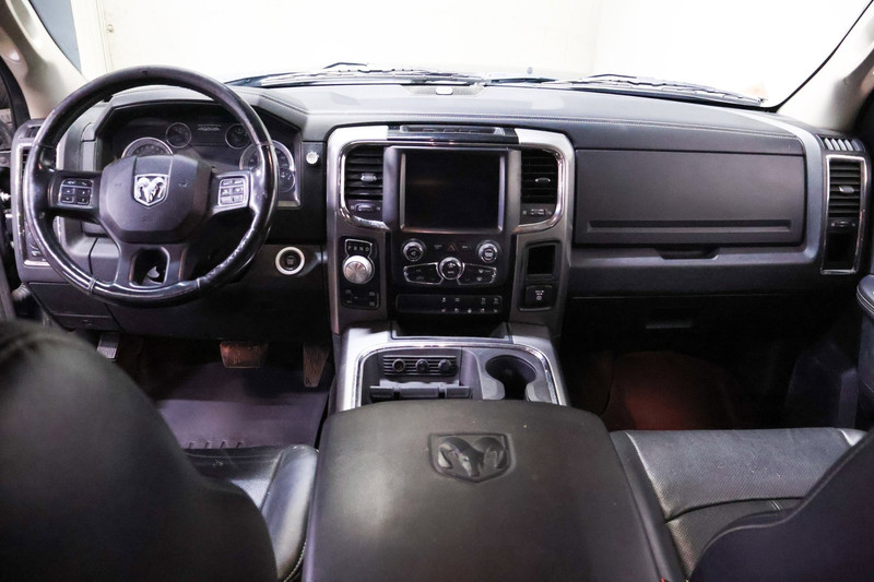 Dodge Ram 1500 5.7 V8 Quad Cab 6’4 (SCHADE NOKKENASSEN)