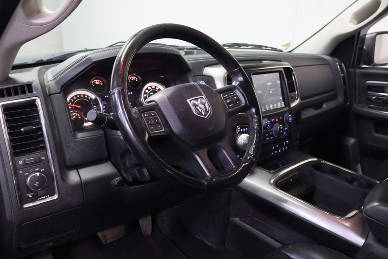 Dodge Ram 1500 5.7 V8 Quad Cab 6’4 (SCHADE NOKKENASSEN)